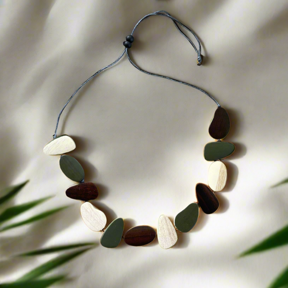 Wooden Pebble Necklace -Green, Brown & Cream