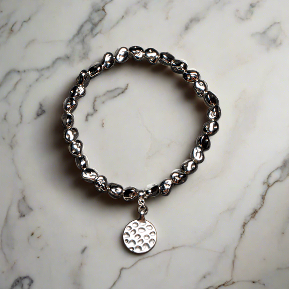 Beaten Circle Charm Nugget Bracelet in Silver Plate