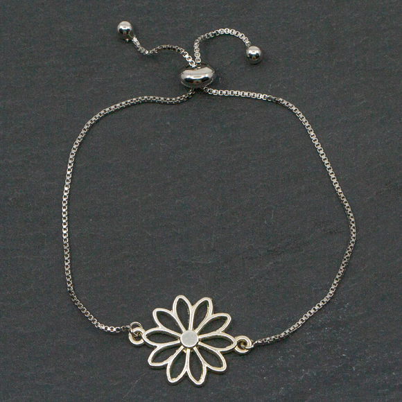 Adjustable Flower Bracelet In Silver Plate