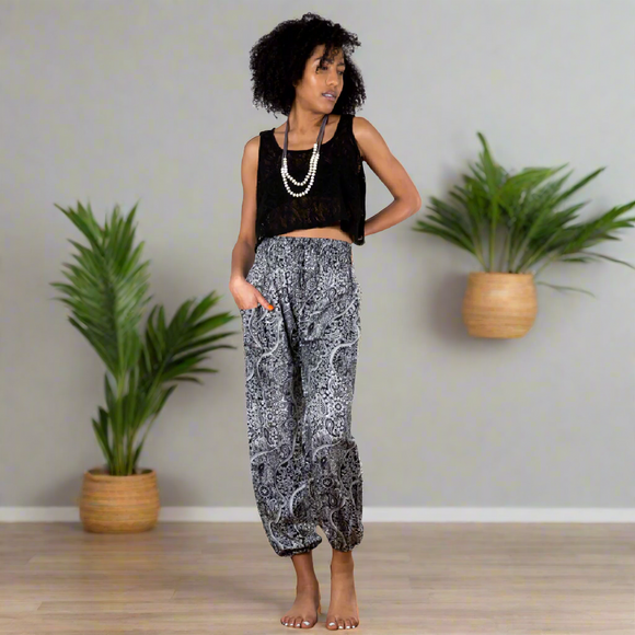 Black & White Paisley Print Bali Pants