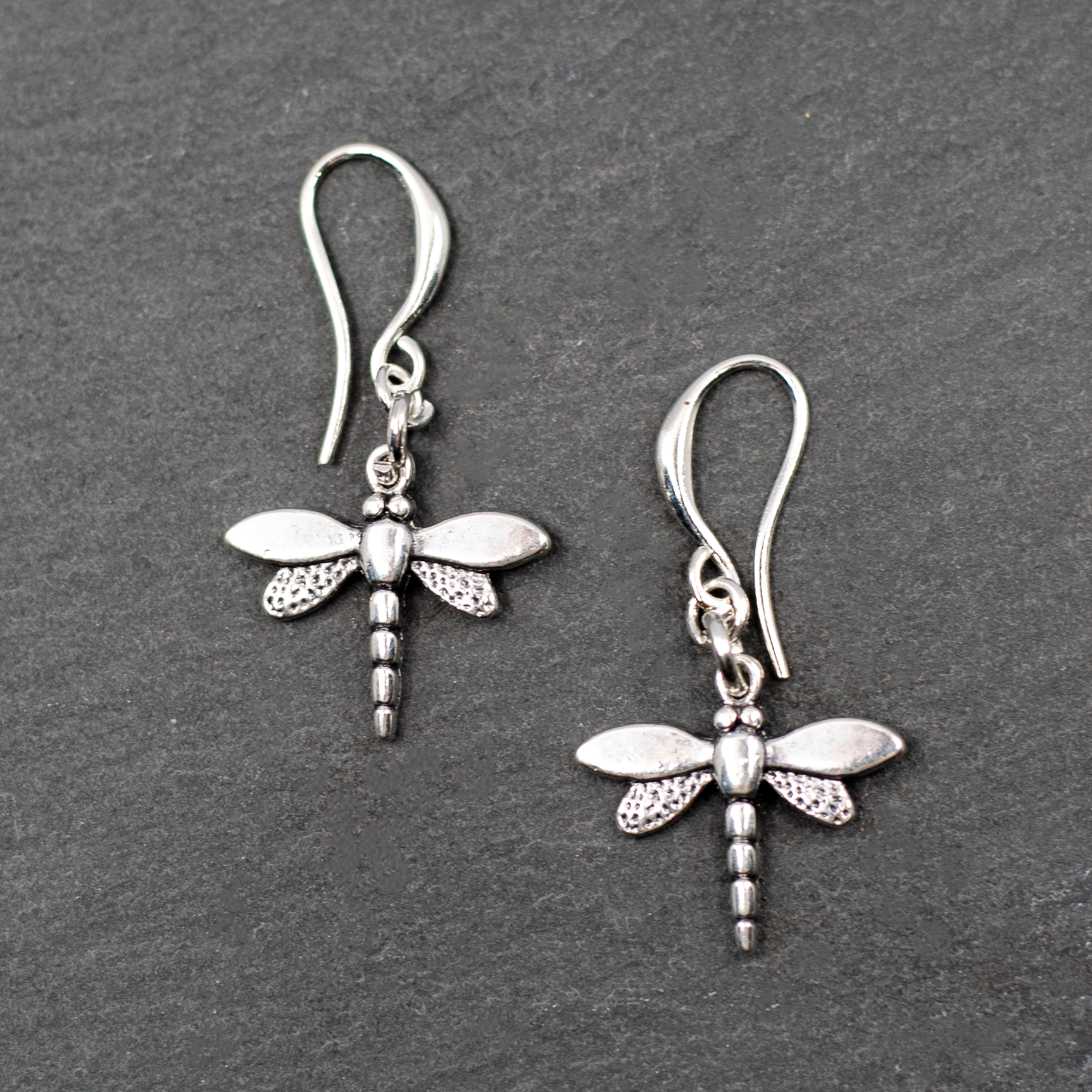 Dragonfly charm 2025