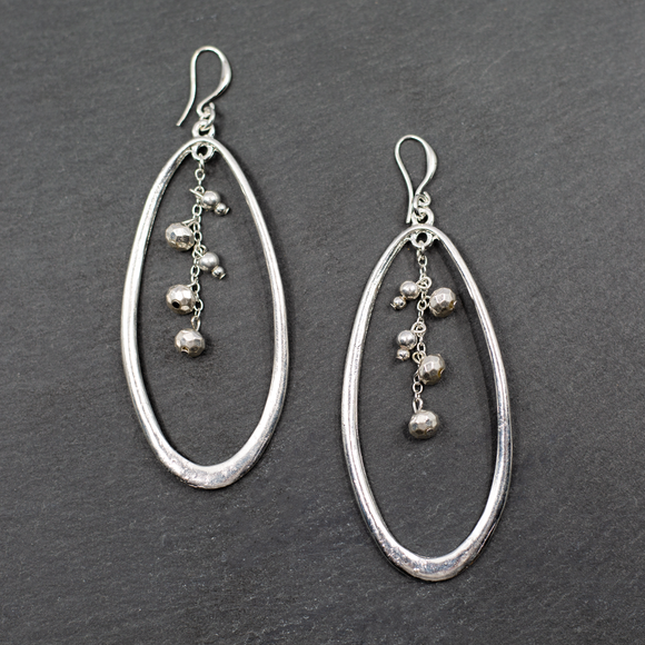 Oval Earring With Drop Beads