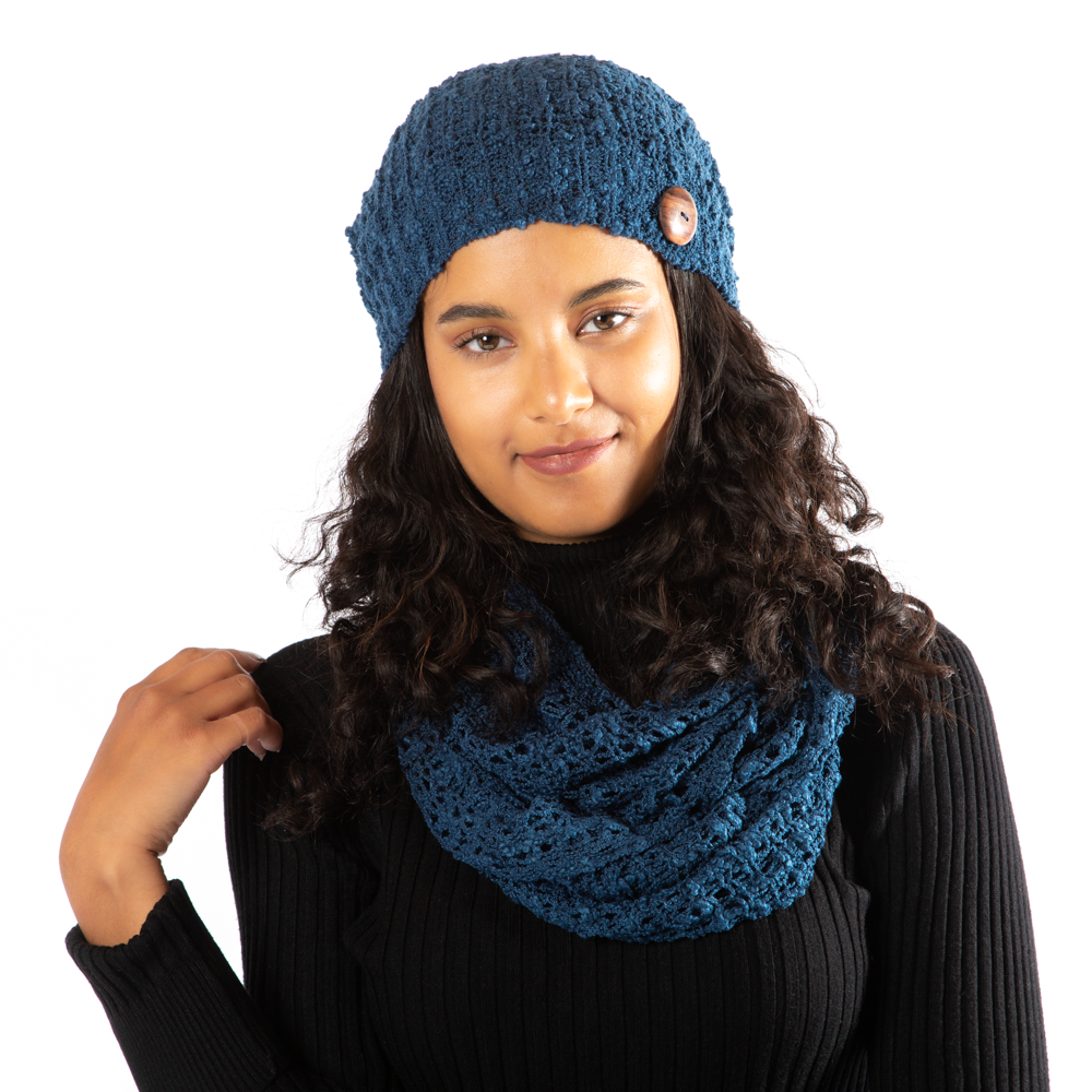 Popcorn Knit Infinity Scarf - Blue – Suzie Blue Canada