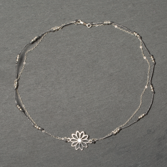 Small Flower Necklace In Silver Plate