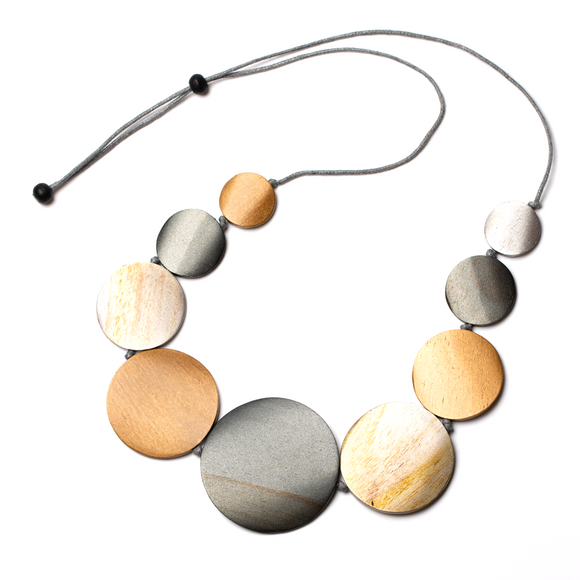 Graduated Wooden Disc Necklace